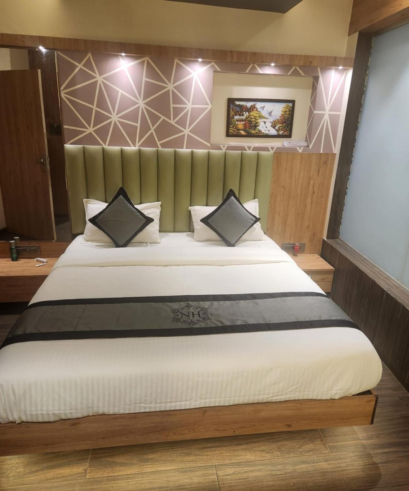 Hotel Naivedhya By Kwality Inn Thane Zewnętrze zdjęcie