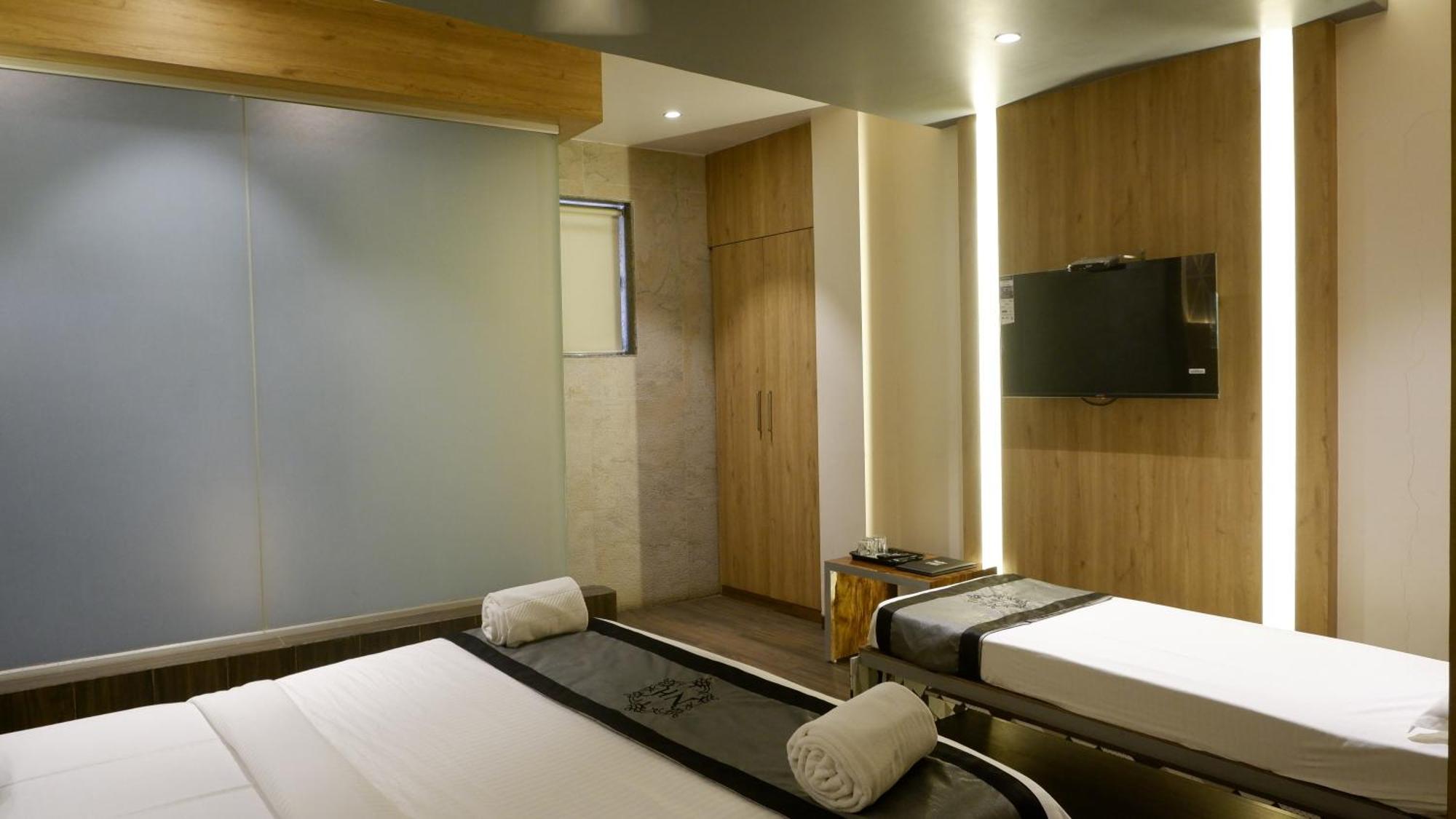 Hotel Naivedhya By Kwality Inn Thane Zewnętrze zdjęcie