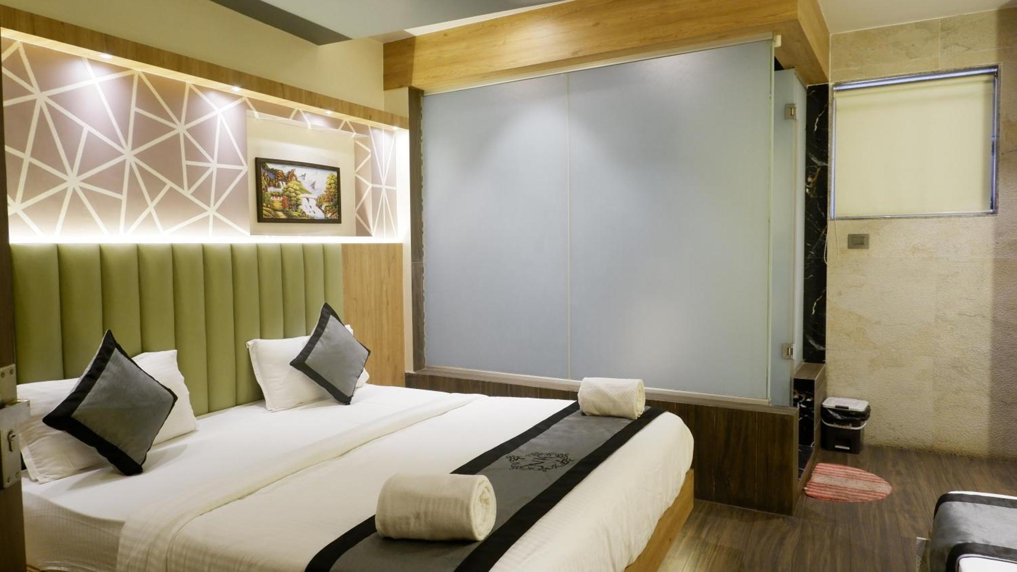 Hotel Naivedhya By Kwality Inn Thane Zewnętrze zdjęcie